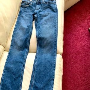 Men’s Hollister jeans 30x32 straight leg skinny fit. No defects.